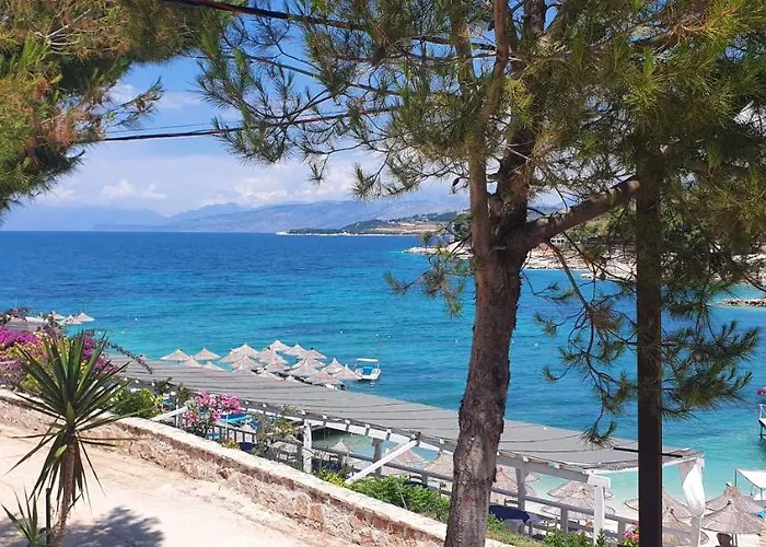 Emar Beachfront Hotel Ksamil