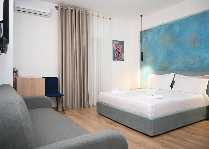 Emar Beachfront Hotel Ksamil