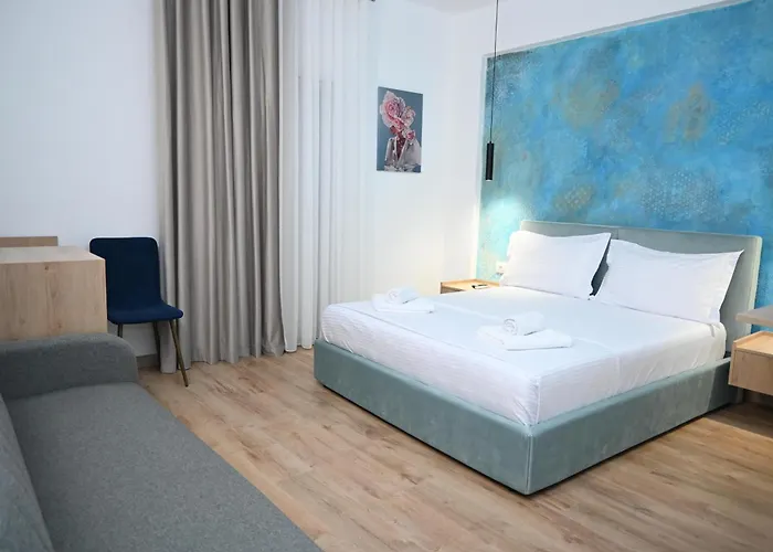 Emar Beachfront Hotel Ksamil