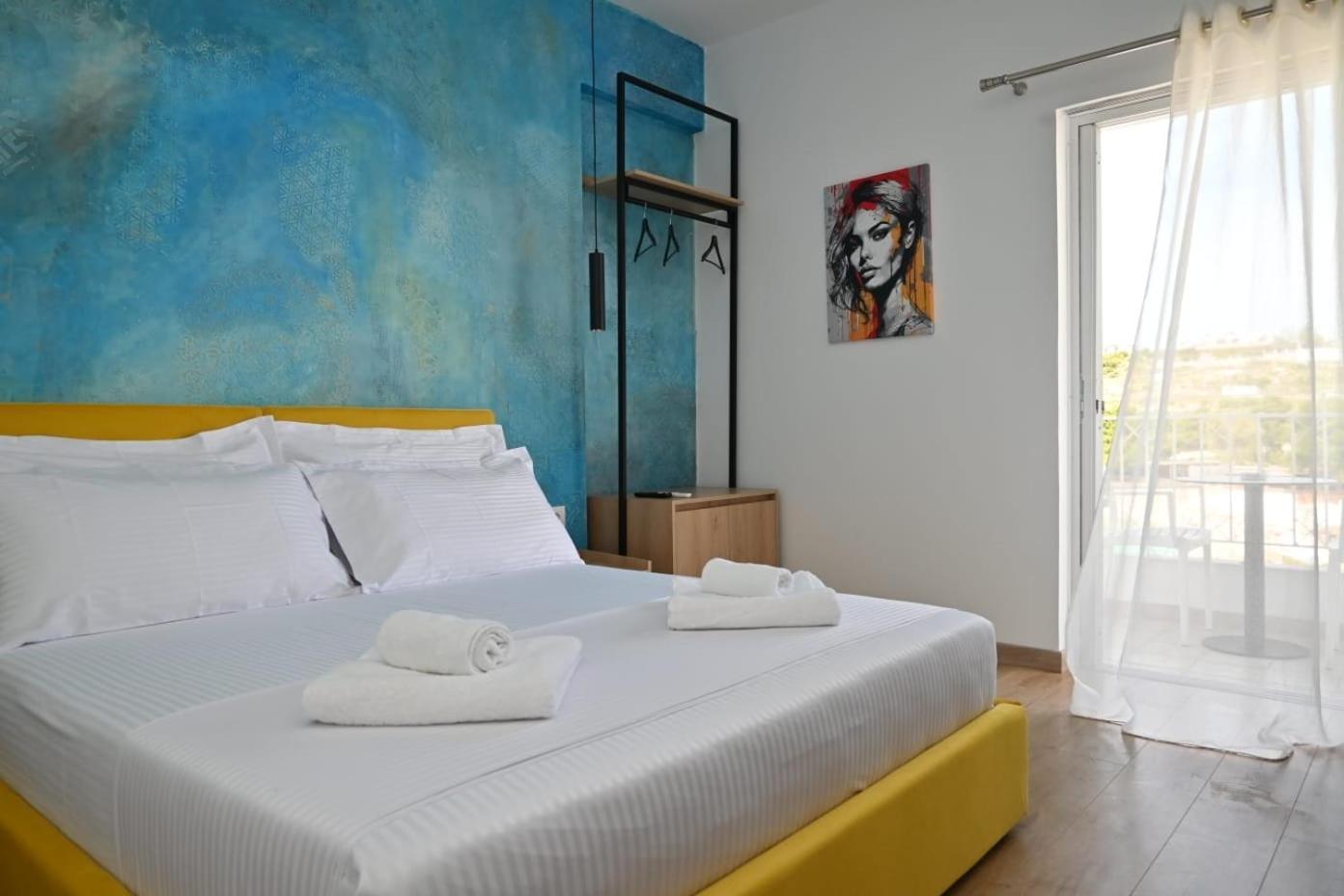 Emar Beachfront Hotel Ksamil * Ksamil