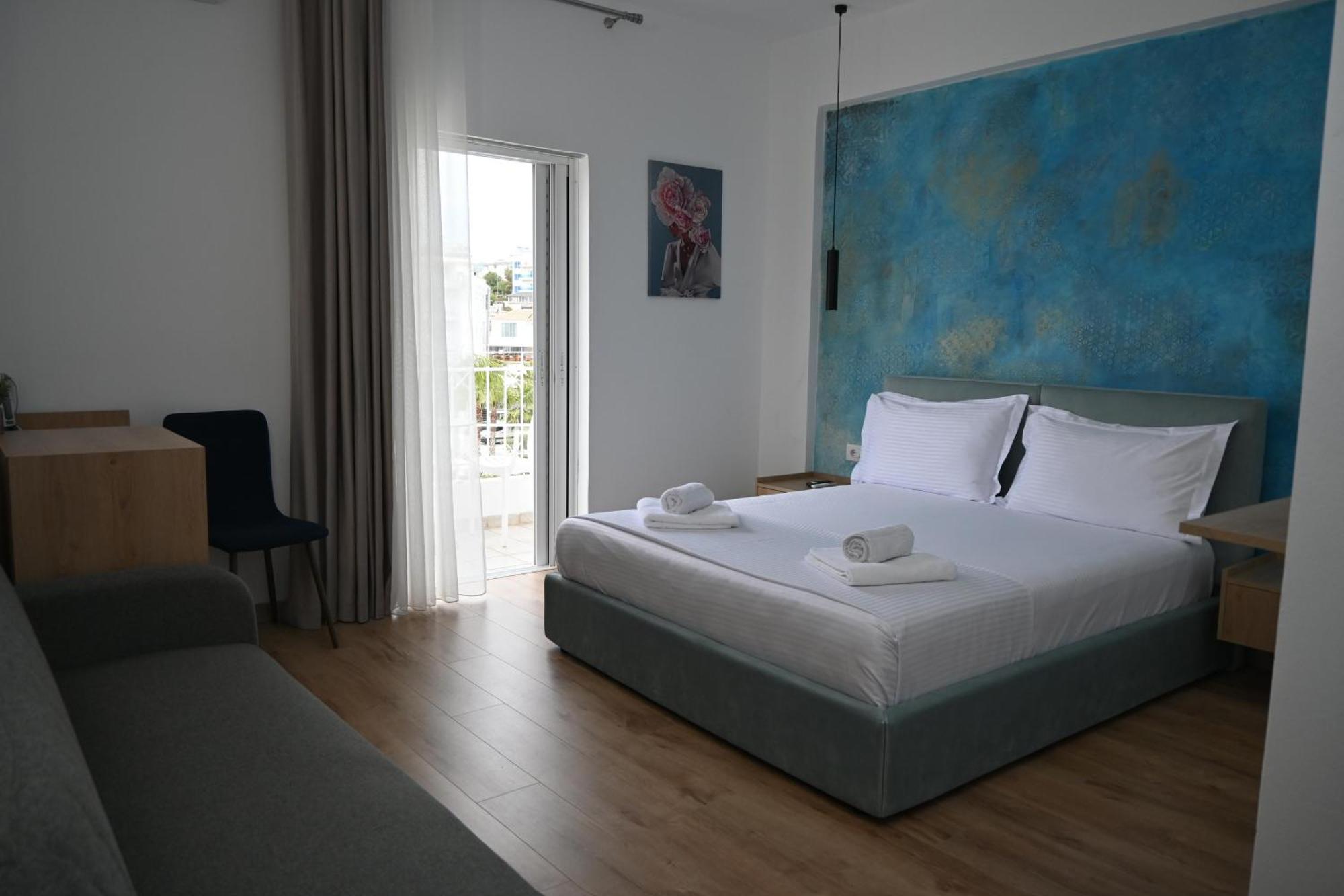 Emar Beachfront Hotel Ksamil 民宿 Ksamil